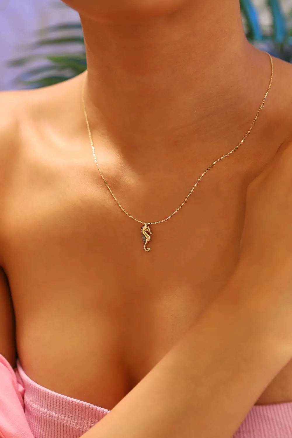 14K Real Gold Seahorse Pendant, Dainty initial Animal Necklace, Minimalist Gold Seahorse Necklace, Birthday Gift