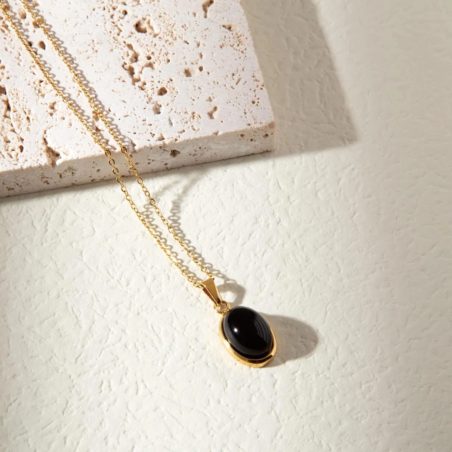 16" Handmade 18K gold Vintage Black Onyx Pendant Necklace, Oval black glaze energy healing crystal pendant necklace jewelry, Inspirational Gifts for Women, Mom, Sister