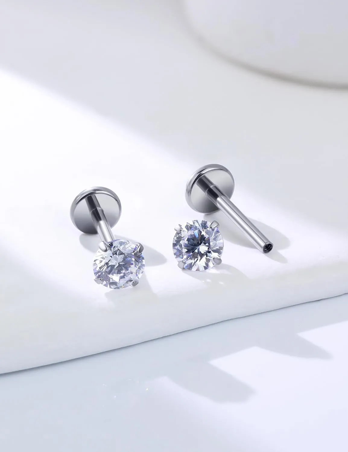 20G 18G 16G Internally Threaded Astm F136 Titanium Nose Ring Studs Flat Back Studs Earrings G23 Titanium Tragus Helix Conch Cartilage Earrings Piercing Jewelry For Women Men CZ 2mm 3mm 4mm