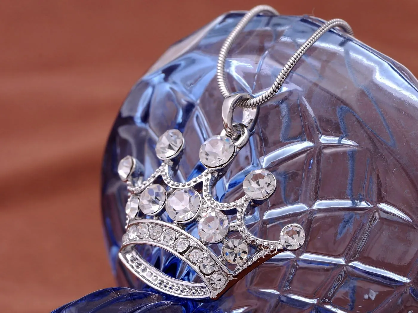 Alilang Clear Crystal Rhinestone Emperor Royal Crown Pendant Necklace - Perfect For King & Queens!