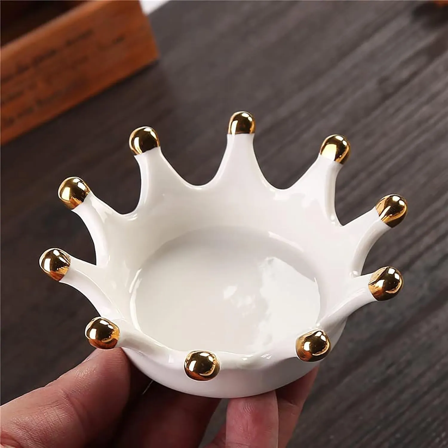 Ceramic Golden Crown Ring Holder Dish Jewelry Tray Trinket Stand for Earring Neacklace Bracelet Keys
