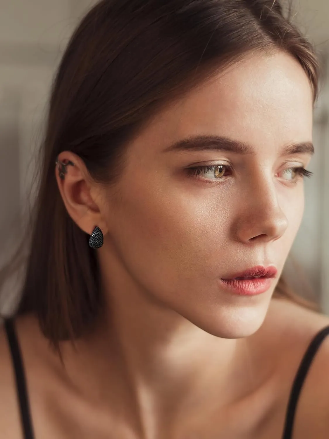 ChicSilver Gold/Silver/Black Teardrop Earrings for Women, 925 Sterling Silver Chunky Hoop Earrings, Hypoallergenic Small Tear Drop Earrings Jewelry