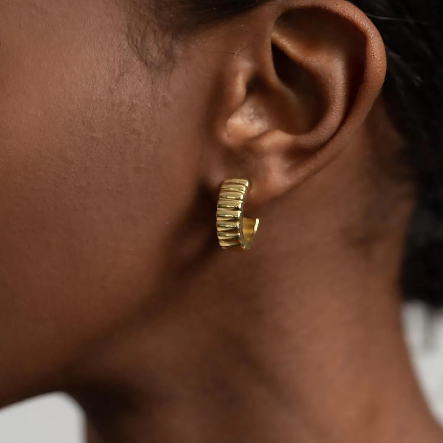 Chunky Gold Hoop Earrings for Women 14K Gold Plated Open Hoops Lightweight Huggie Earrings Trendy Jewelry for Women