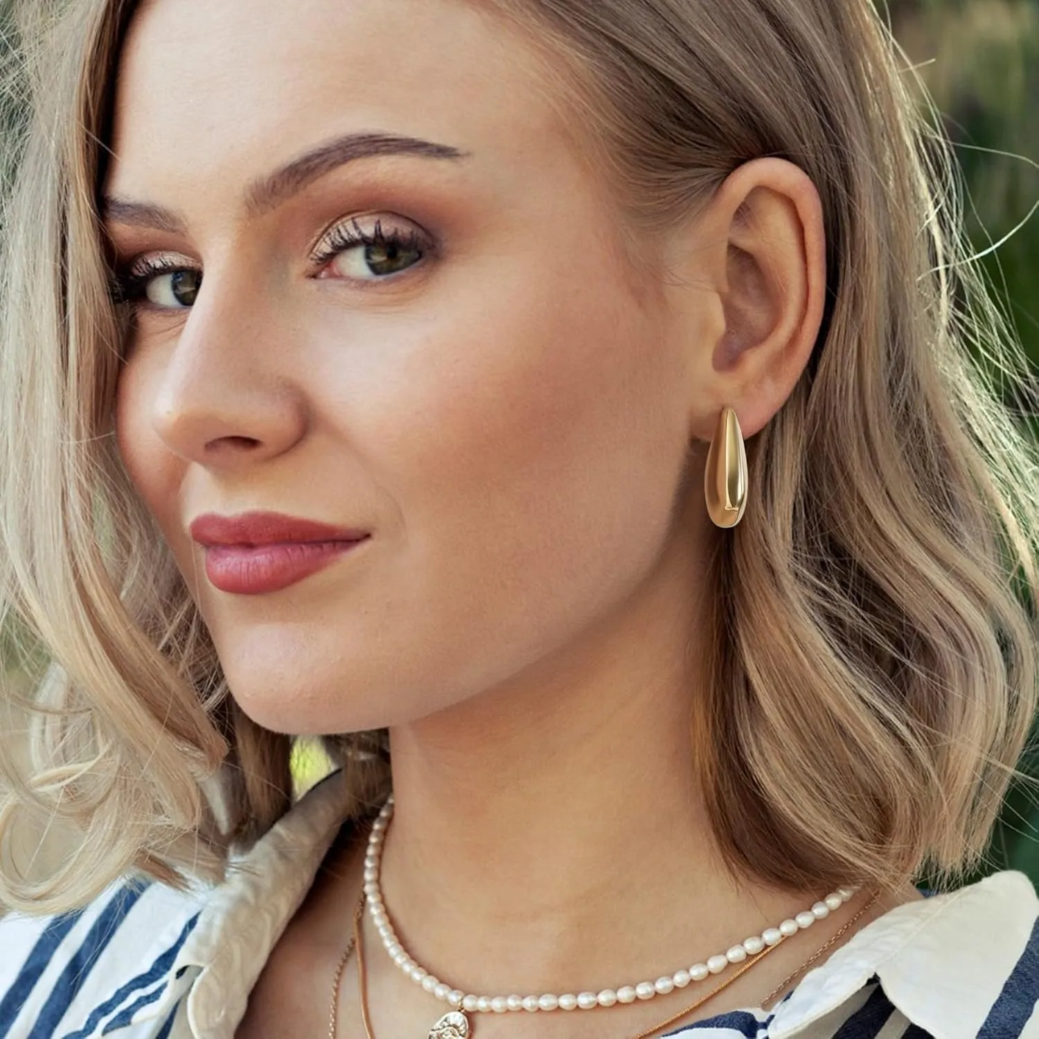 DAILY VIBES Big Chunky Fin Drop Statement Earrings for Women Trendy Lightweight Hypoallergenic Geometric Hoop Earrings for Women