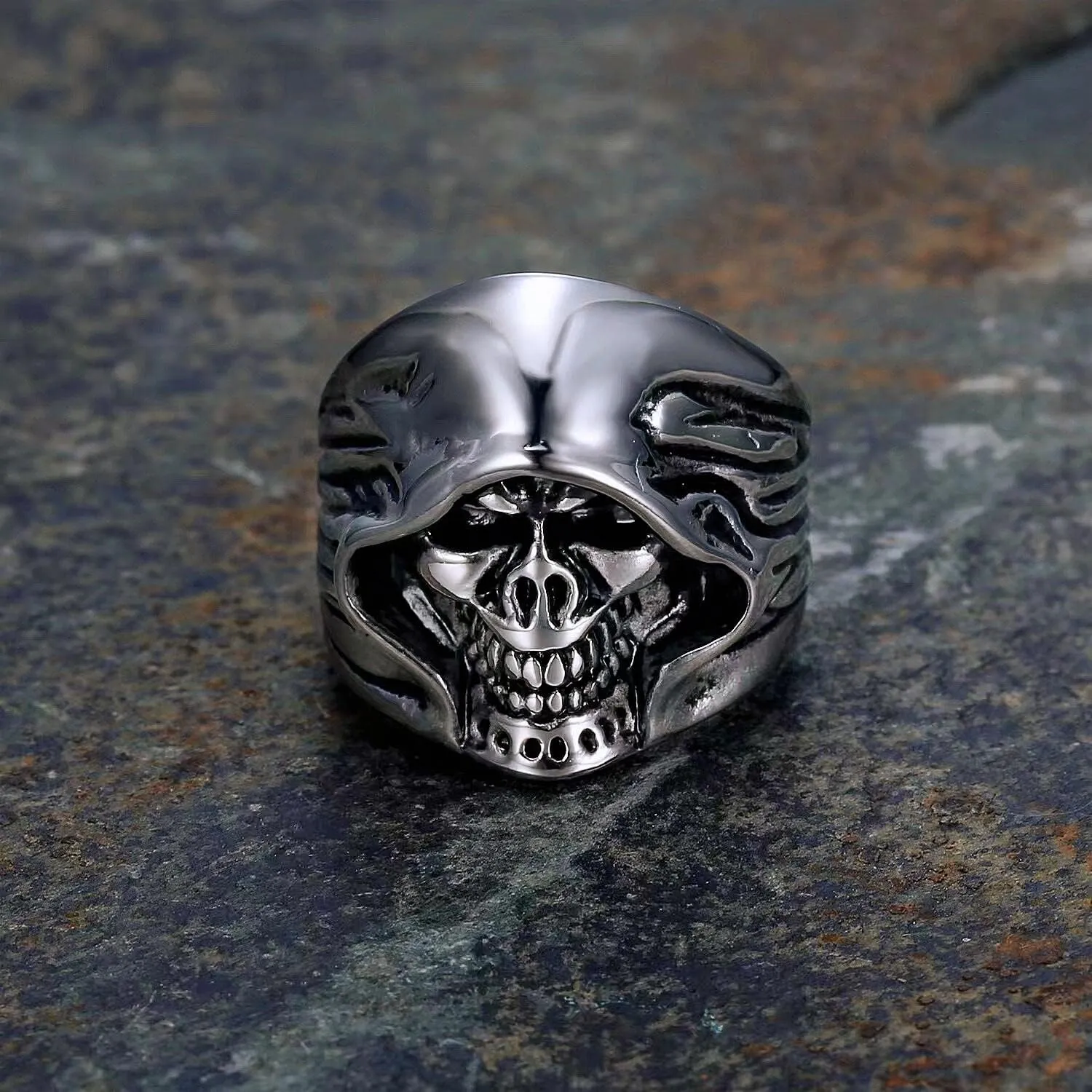 Death Grim Reaper Skull Rings for men Gothic Witcher style 316 Stainless Steel Rings Iced Out Jewelry Punk Ring Cocktail Party Ring Vintage Gothic Devil Demon Skull Style mens fashion rings