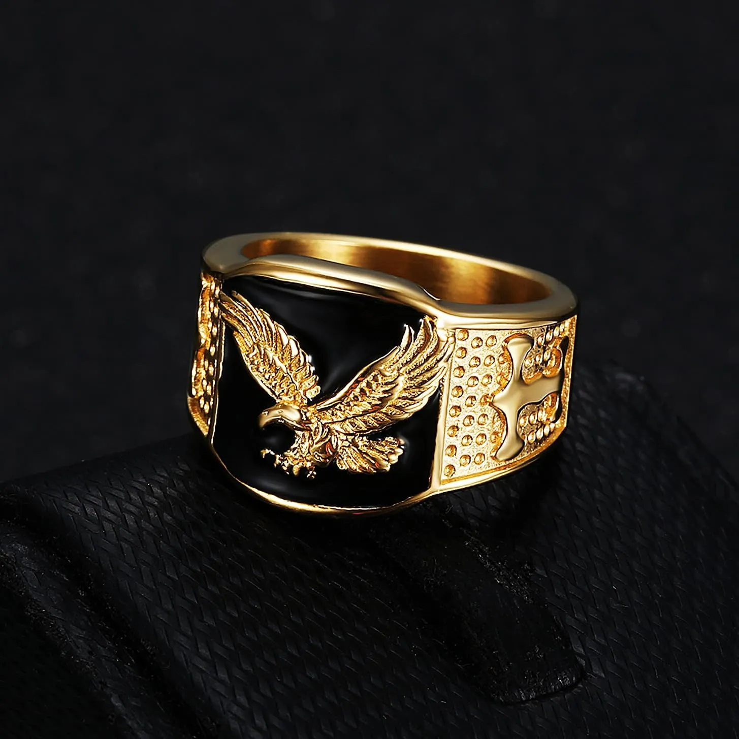 Eagle Ring for men Vulture rings Stainless Steel Hip Hop ring for Men Vintage Animals Rings Iced Out Jewelry Punk Ring Club rings Heavy Metal