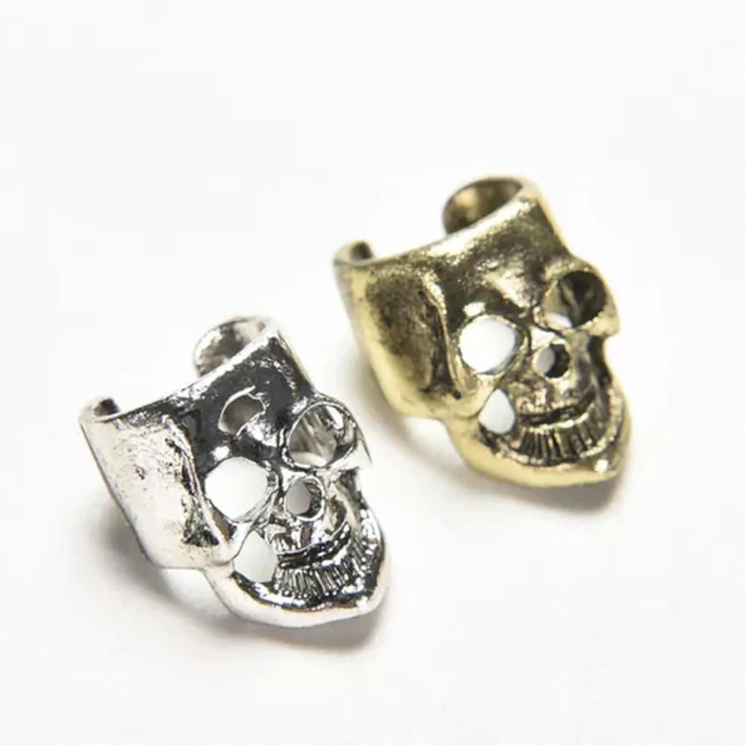 Fashion Gothic Punk Skull Ear Cuff Wrap Clip on Earring No PiercinY_yi-2 PCS/Silver