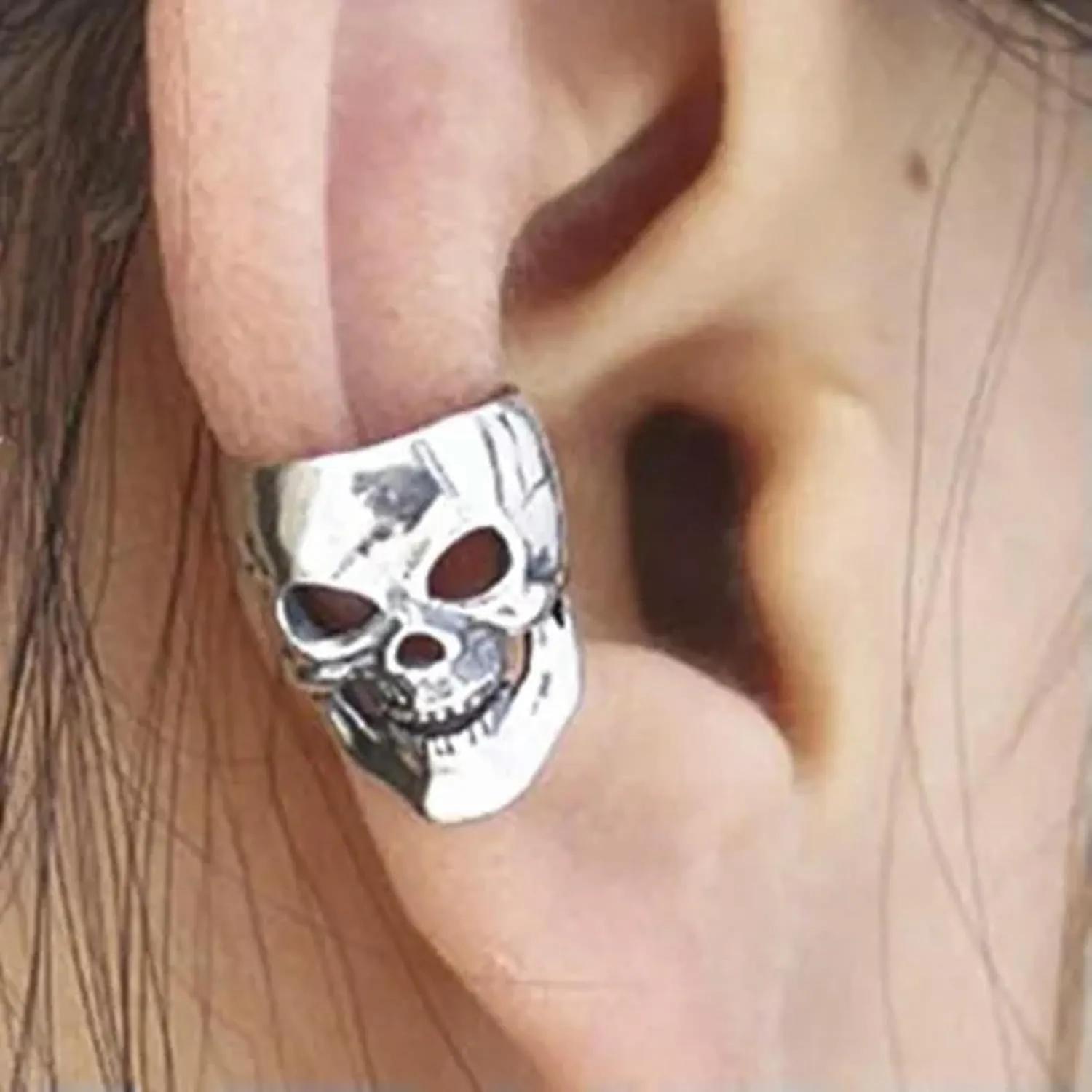 Fashion Gothic Punk Skull Ear Cuff Wrap Clip on Earring No PiercinY_yi-2 PCS/Silver