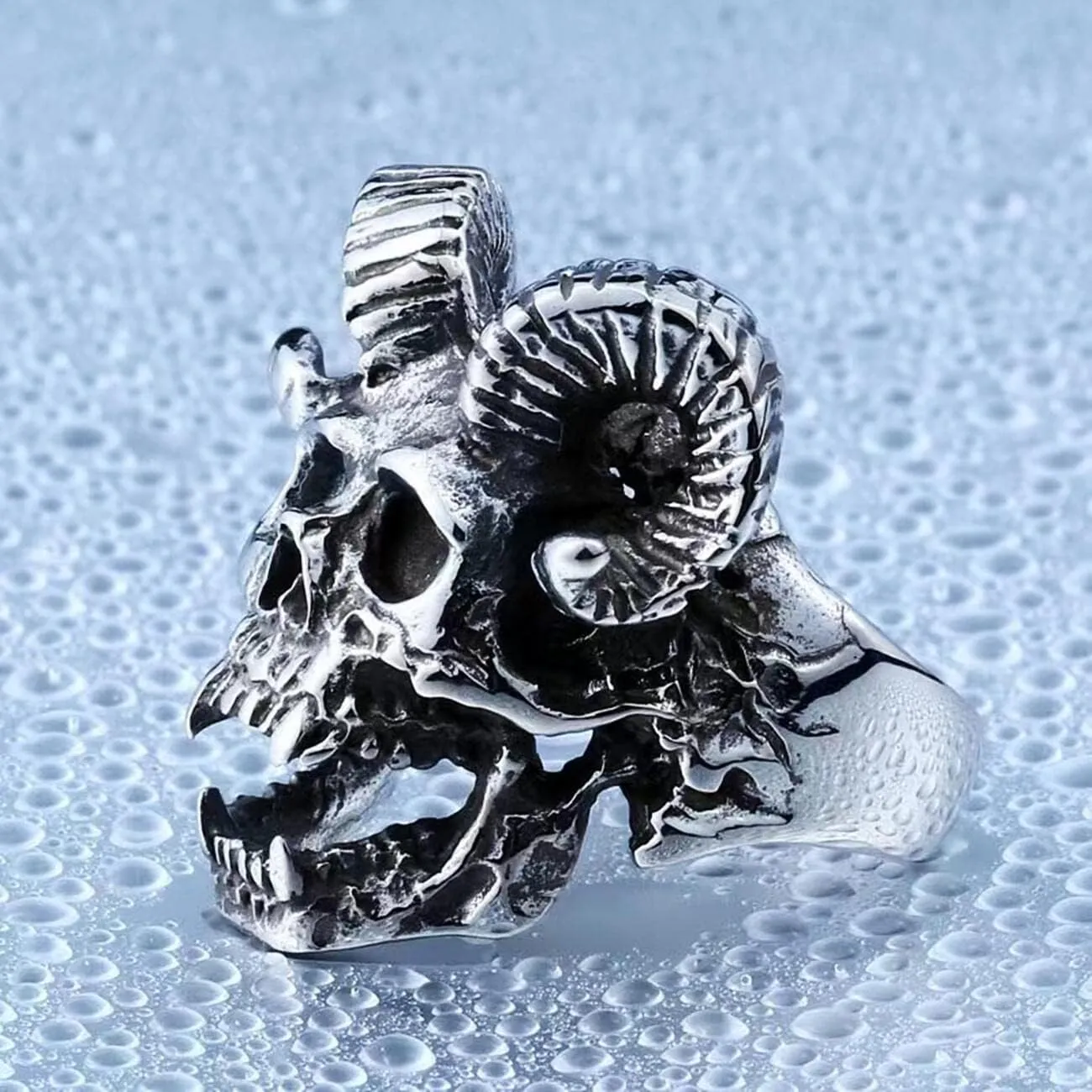 Goat Horns Skull Rings for men Gothic Vampier Skull 316 Stainless Steel Rings Iced Out Jewelry Punk Ring Cocktail Party Ring Vintage Gothic Devil Demon Skull Style Animal Rings Helloween