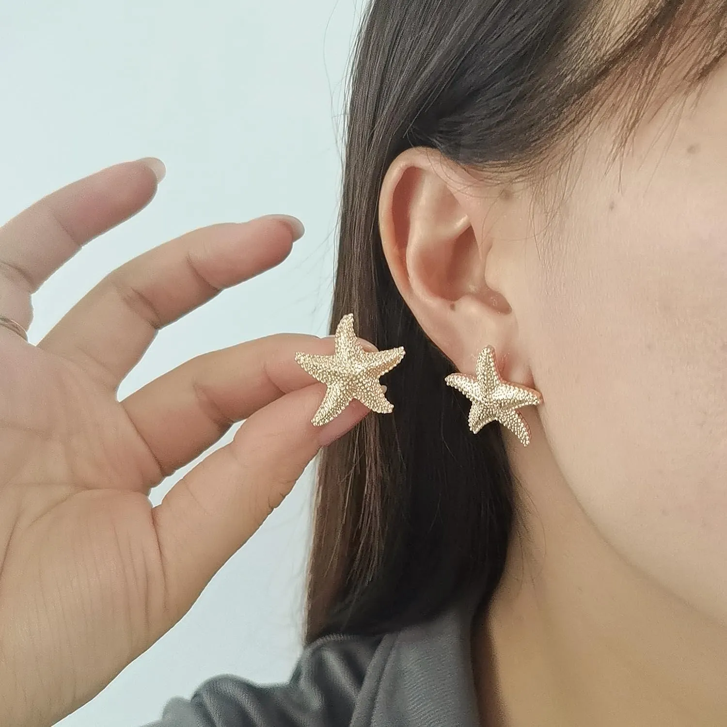 Gold Starfish Earring Trendy Dainty Lightweight 14K Gold Plated Small Starfish Pearl Stud Earring Minimalist Simple Hypoallergenic Earrings