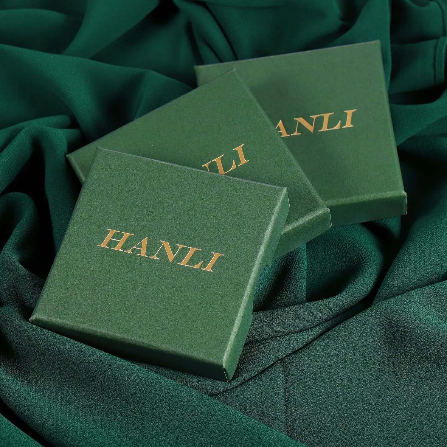 HANLI Necklaces for Women - 14K Gold/White Gold Plated for Everyday Wear | Dainty and Elegant Diamond Jewelry