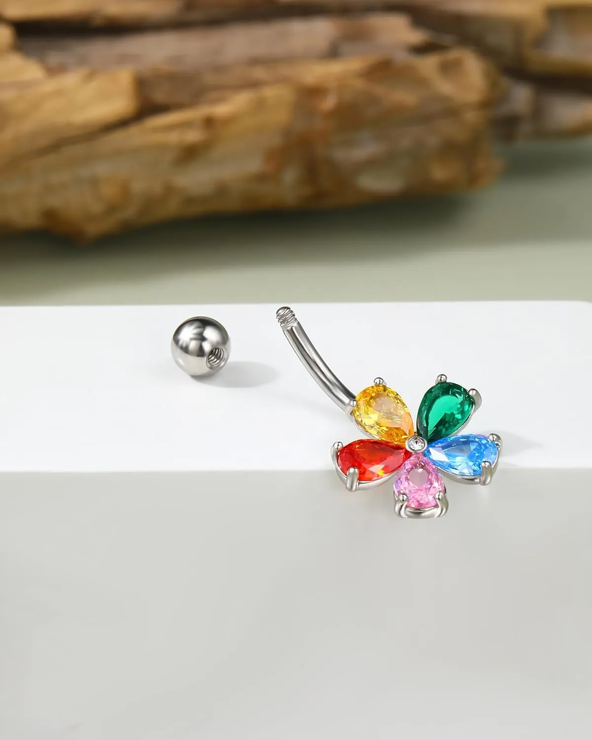 Jewseen 4pcs Surgical Steel Belly Ring 14g Heart Flower Gold Belly Ring for Women & Men