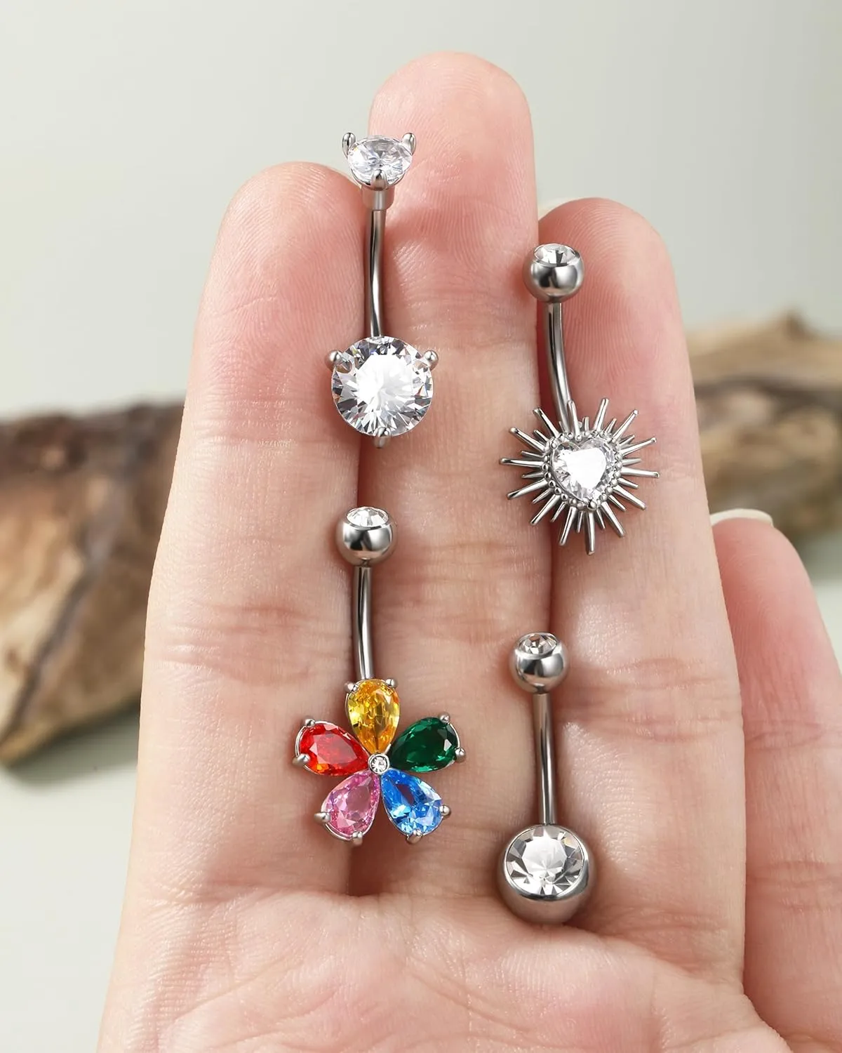 Jewseen 4pcs Surgical Steel Belly Ring 14g Heart Flower Gold Belly Ring for Women & Men