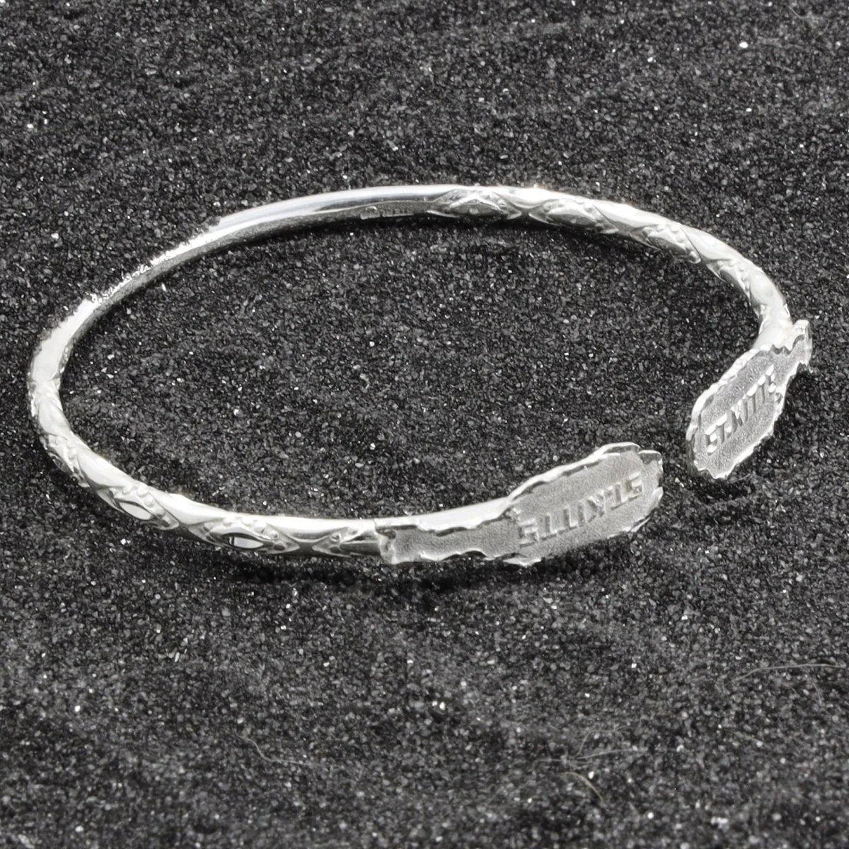 Light St. Kitts Map Bangle with Diamante Pattern