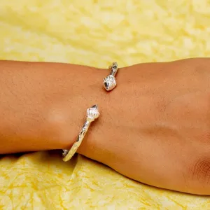 Light Taj Mahal Bangle with Diamante Pattern