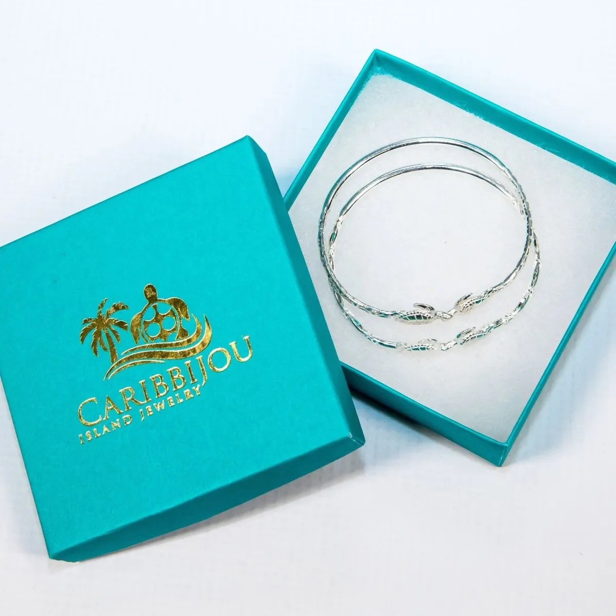 Light Turtles Bangle with Calypso Pattern