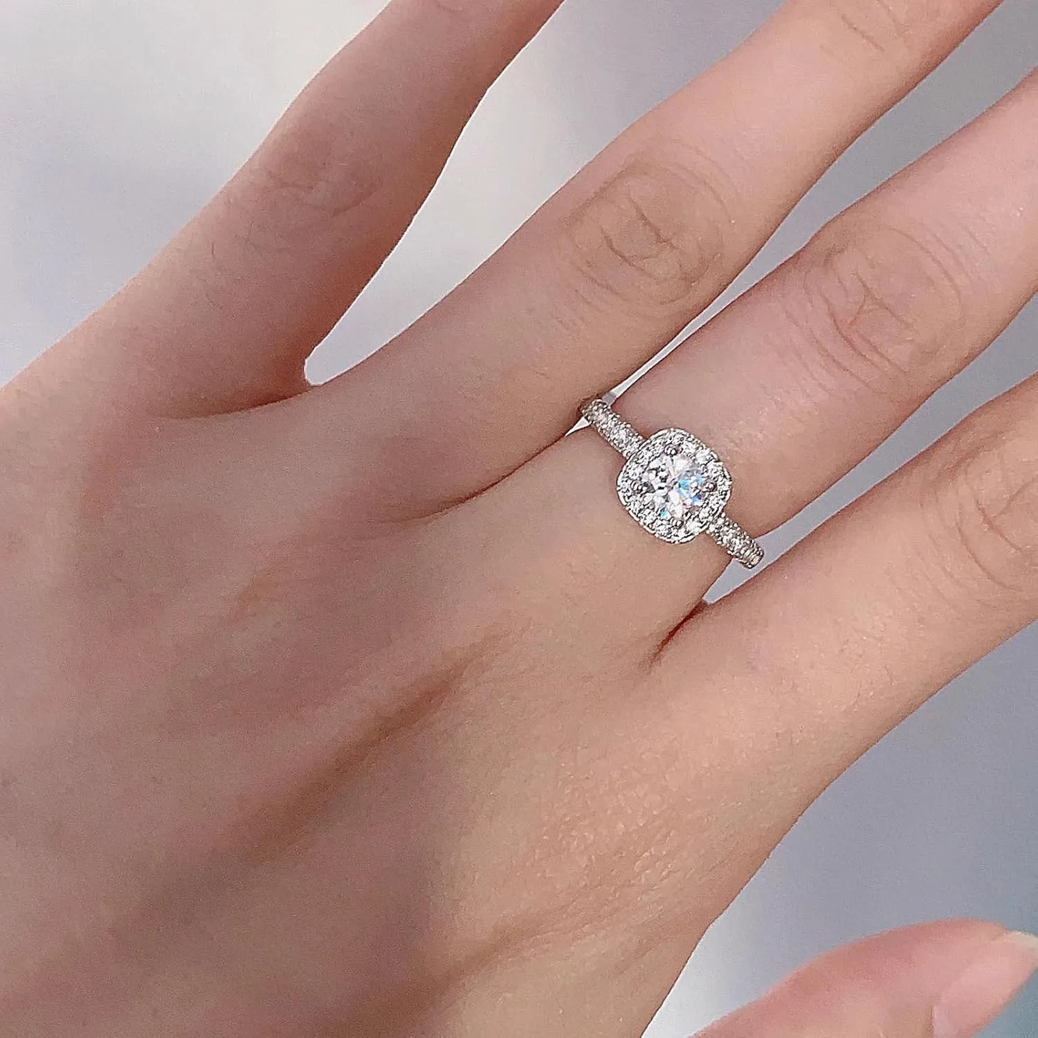 LUSHE Square Halo Moissanite Rings Engagement Rings VVSI Excellent D color 925 Sterling Silver Moissanite Wedding Bands 1-2 CT