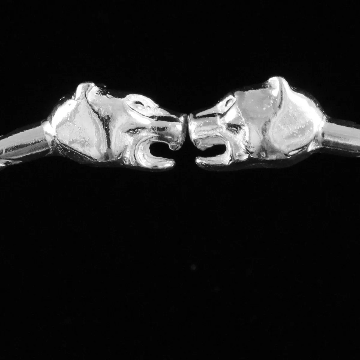 Medium Panther Heads Bangle with Diamante Pattern