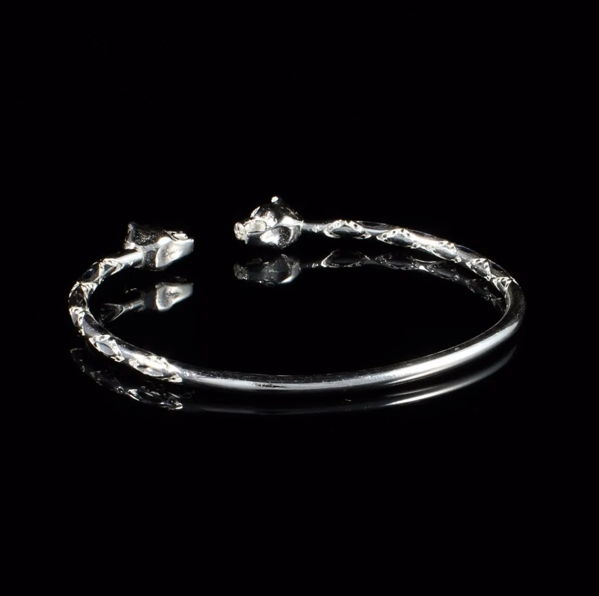 Medium Panther Heads Bangle with Diamante Pattern