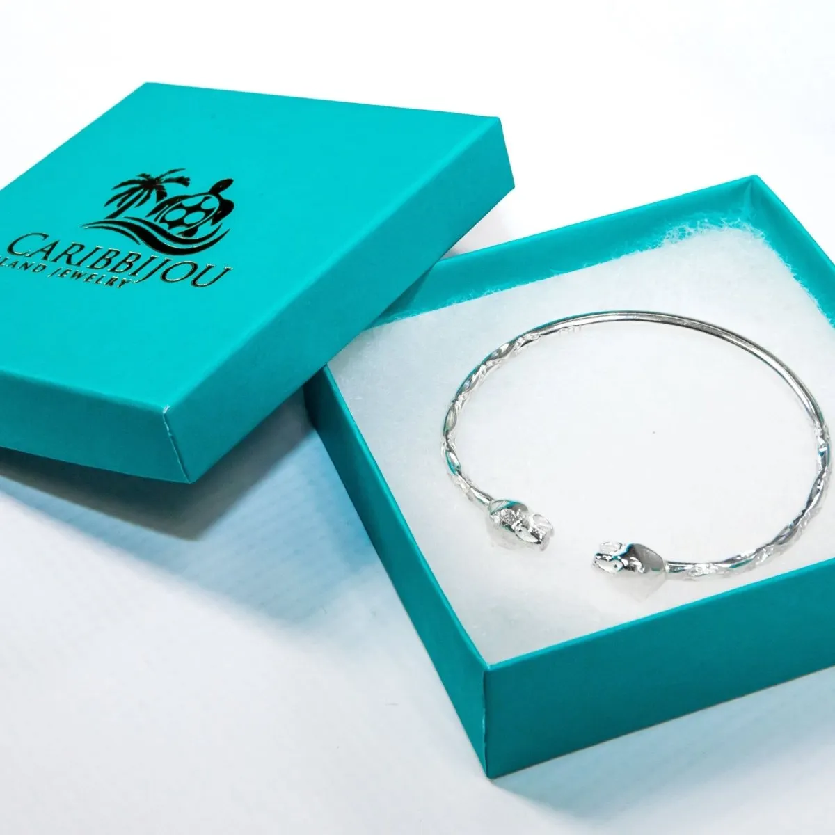 Medium Panther Heads Bangle with Diamante Pattern