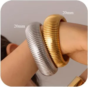 MISS RIGHT Gold Chunky Stretch Snake Chain Bangle Bracelets Stack for Women Trendy, 18K Gold Filled Stainless Steel Stretchy Womens Stackable Wristband Bangles Bracelet Set