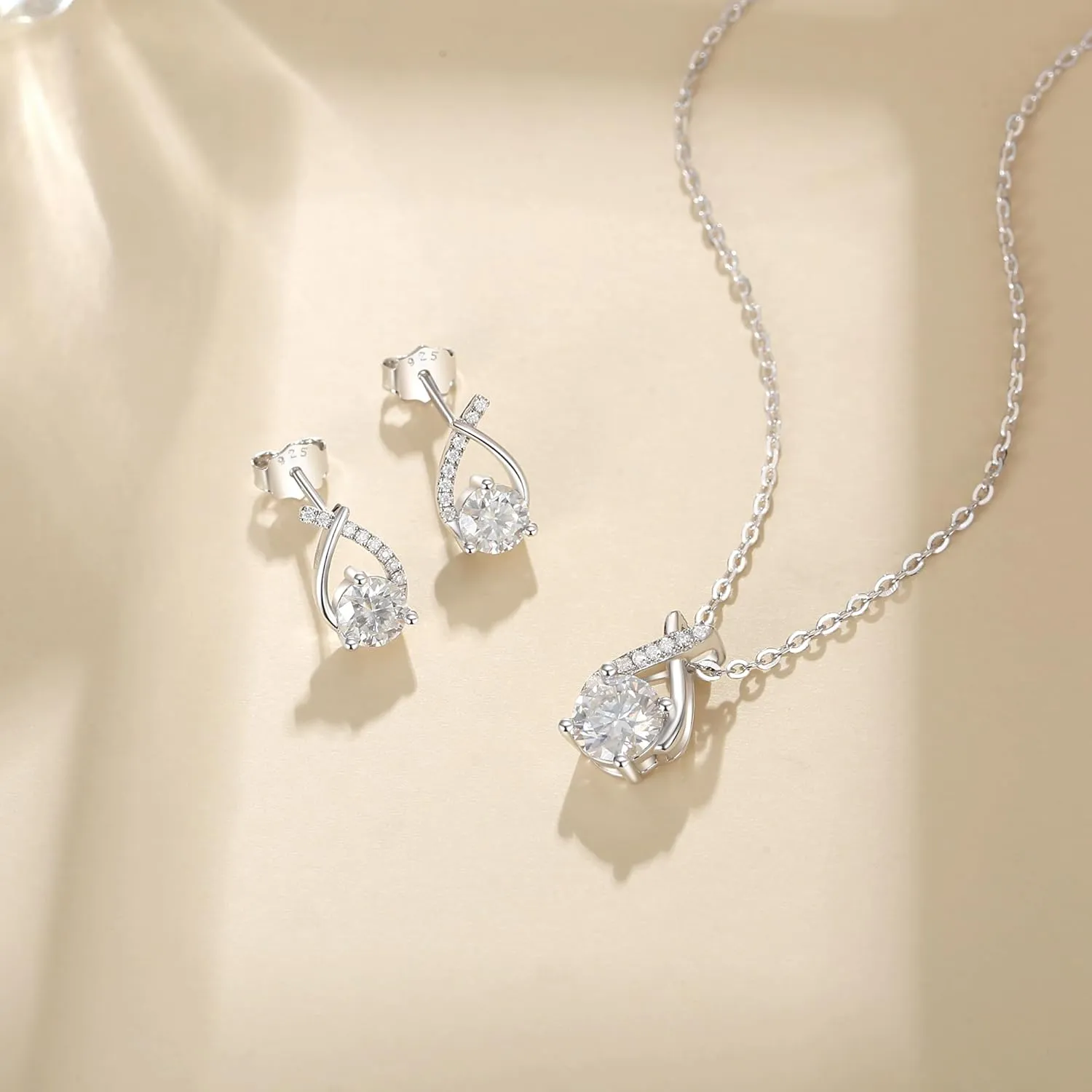 Moissanite Exquisite Pendant Necklace For Women Jewelry Gift For Women 18k White Gold 925 Sterling Silver Necklace