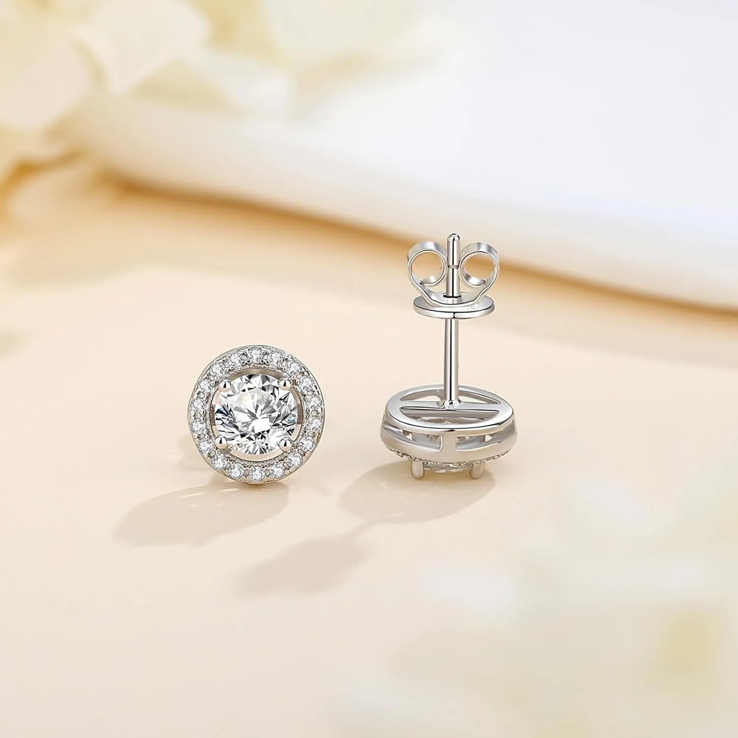 Moissanite Stud Earrings for Women, 925 Sterling Silver 1-2Carat Moissanite D Color Stud Earrings Perfect Jewelry Gifts