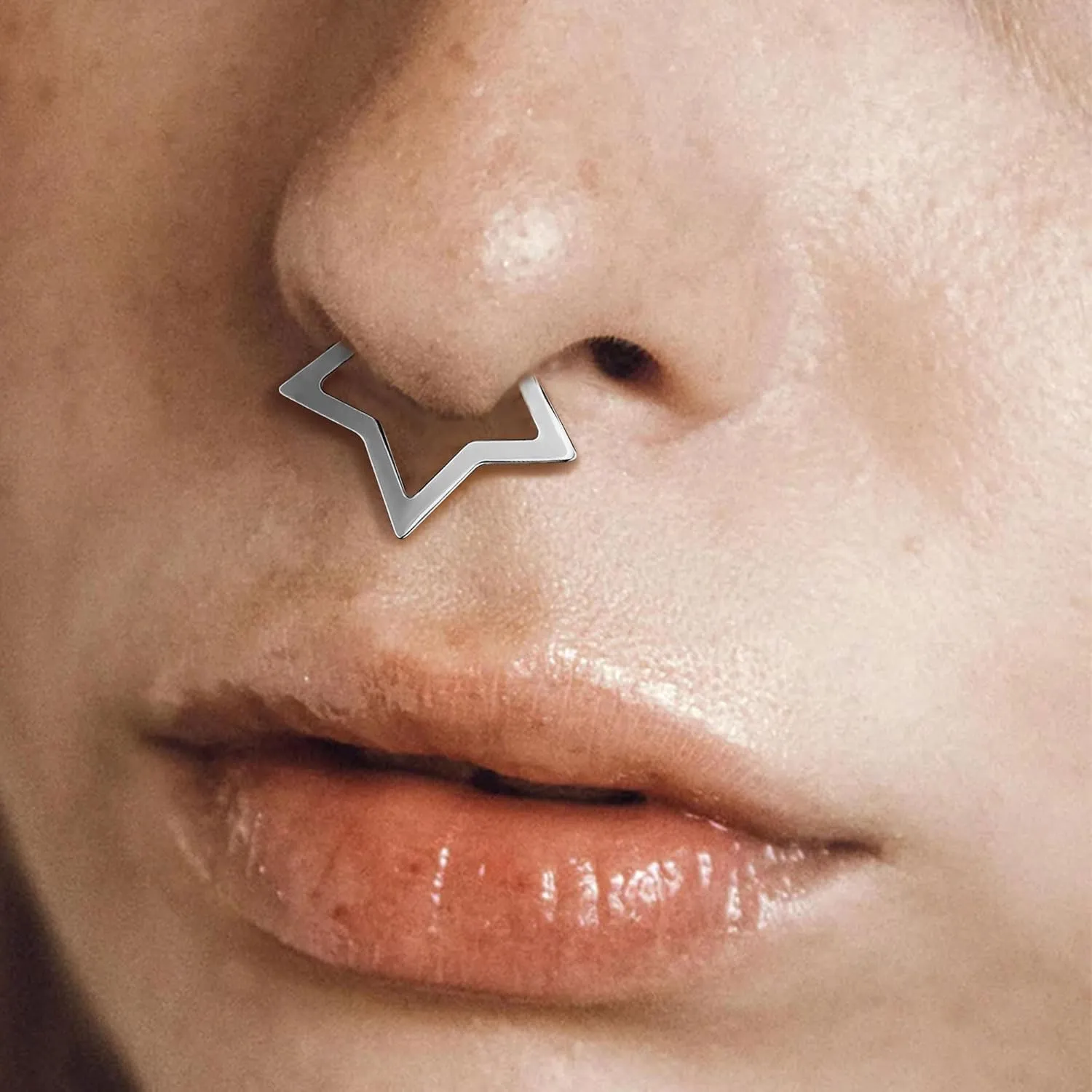 Nose Rings for Women 16G Septum rings Gold Star Clicker Hoops Daith Hoop Spikes Chain Nose Ring for Women Men Silver Piercing Jewelry