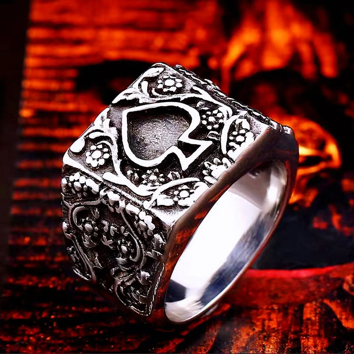 Poker Space Rings for men Vintage Square Biker 316 Stainless Rings Iced Out Jewelry Punk Ring Hip Hop Devil Demon Gothic Style mens fashion ring