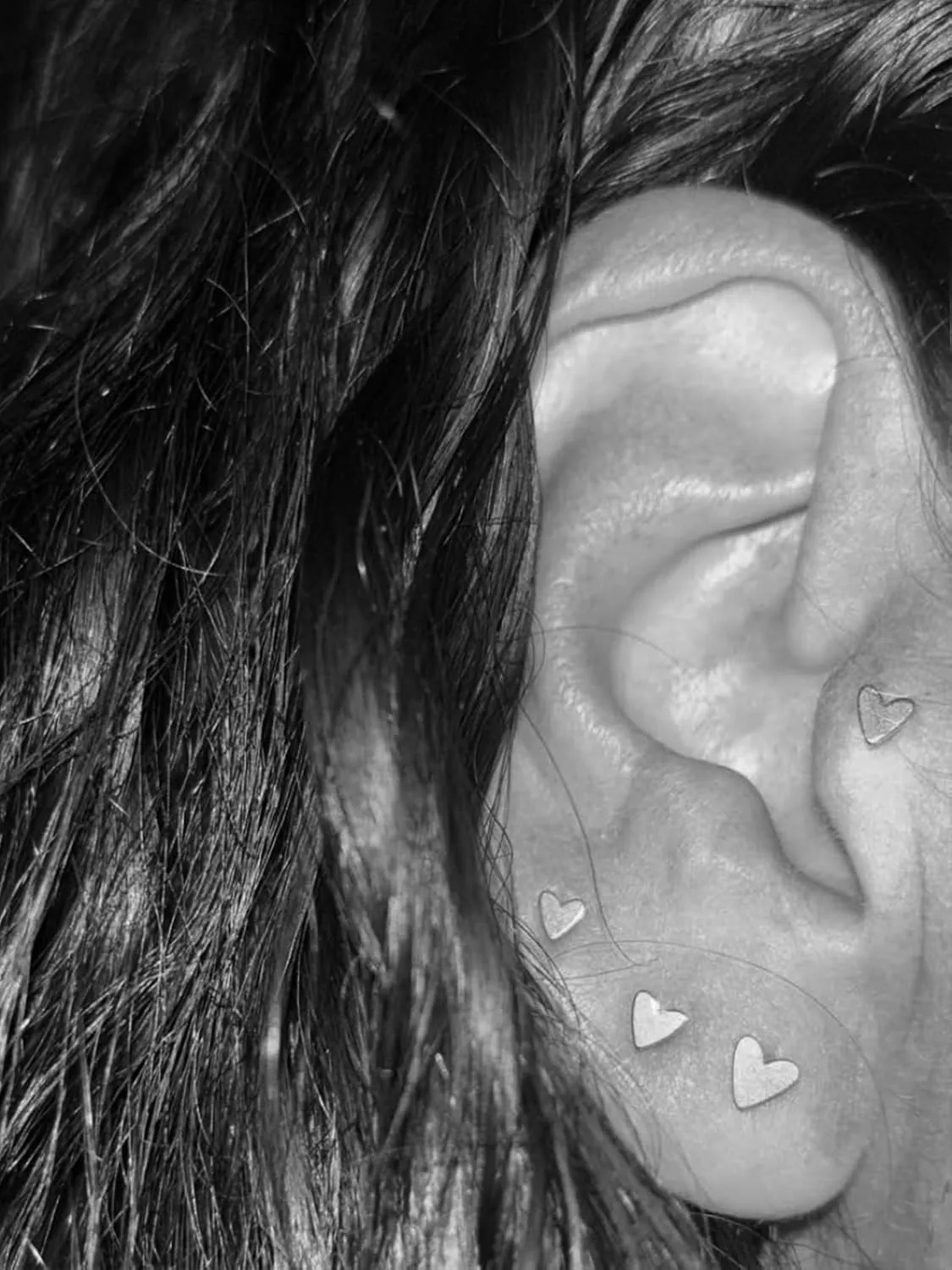 QWALIT Silver Gold Cartilage Earring for Women Hypoallergenic Earrings Threadless Helix Tragus Conch Earring Studs 6mm 8mm Flat Back Cartilage Jewelry 20 gauge Flatback Second Hole Earrings for Women