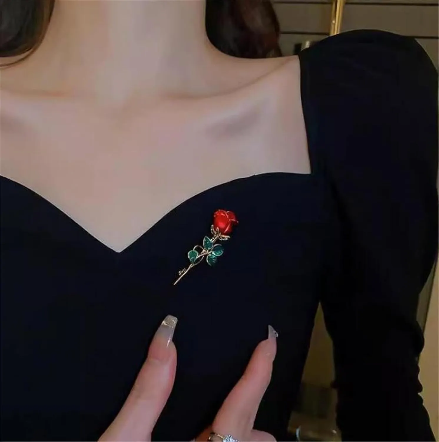 Rose Flower Brooch Elegant Red Rhinestone Crystal Rose Lapel Pin Dress Accessories Jewelry