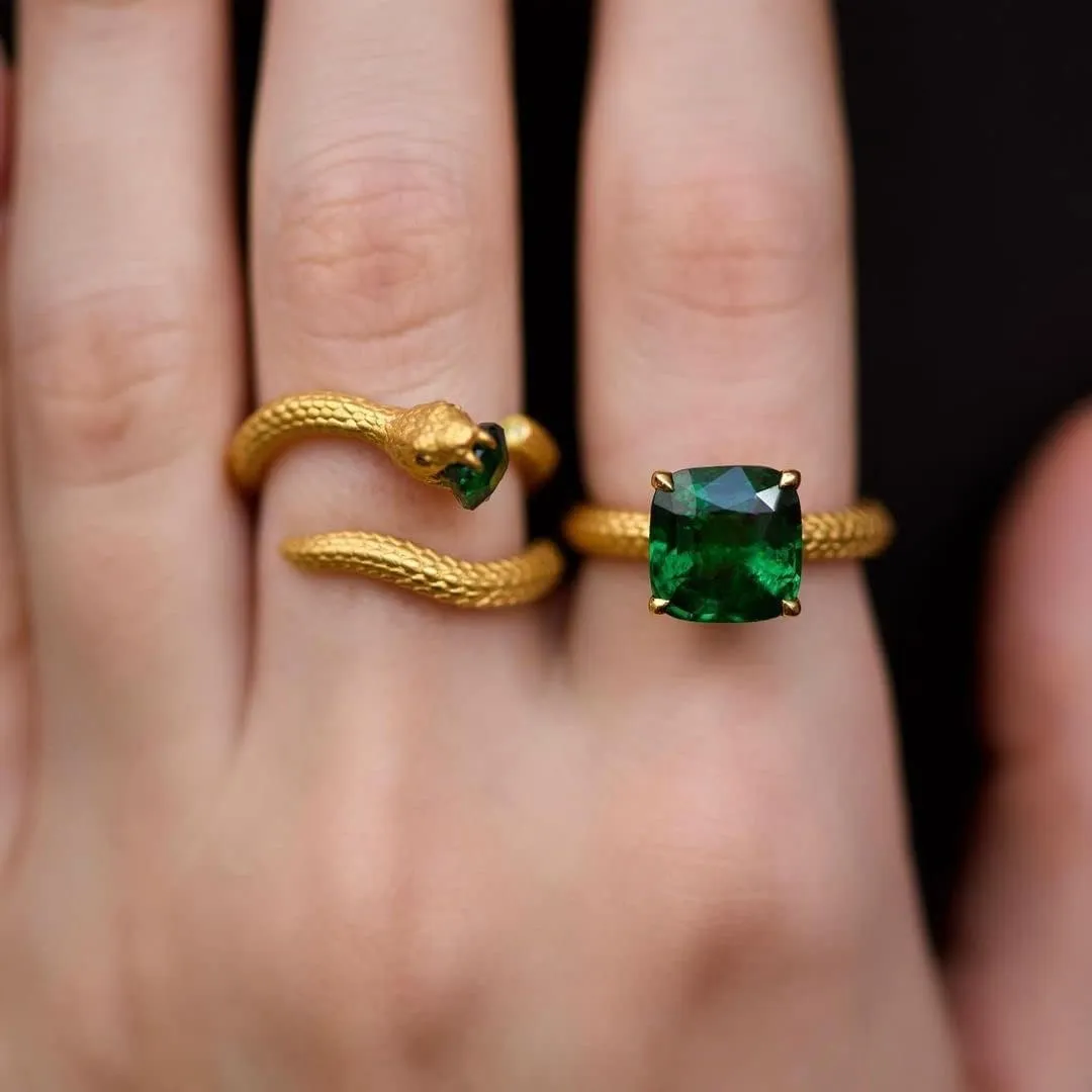 SERPENT RING WITH GREEN STONES Crystal Snake Ring, Gold Stackable Fashion Rings Set For Women's Cubic Zirconia Snake Rings Trendy Jewelry Gifts