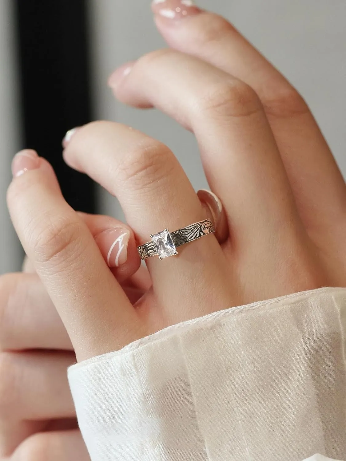 Shiny Cubic Zirconia Statement Ring Antique Flower Vine Design Vintage Rings for Women Cocktail Birthday Wedding Valentine Gift