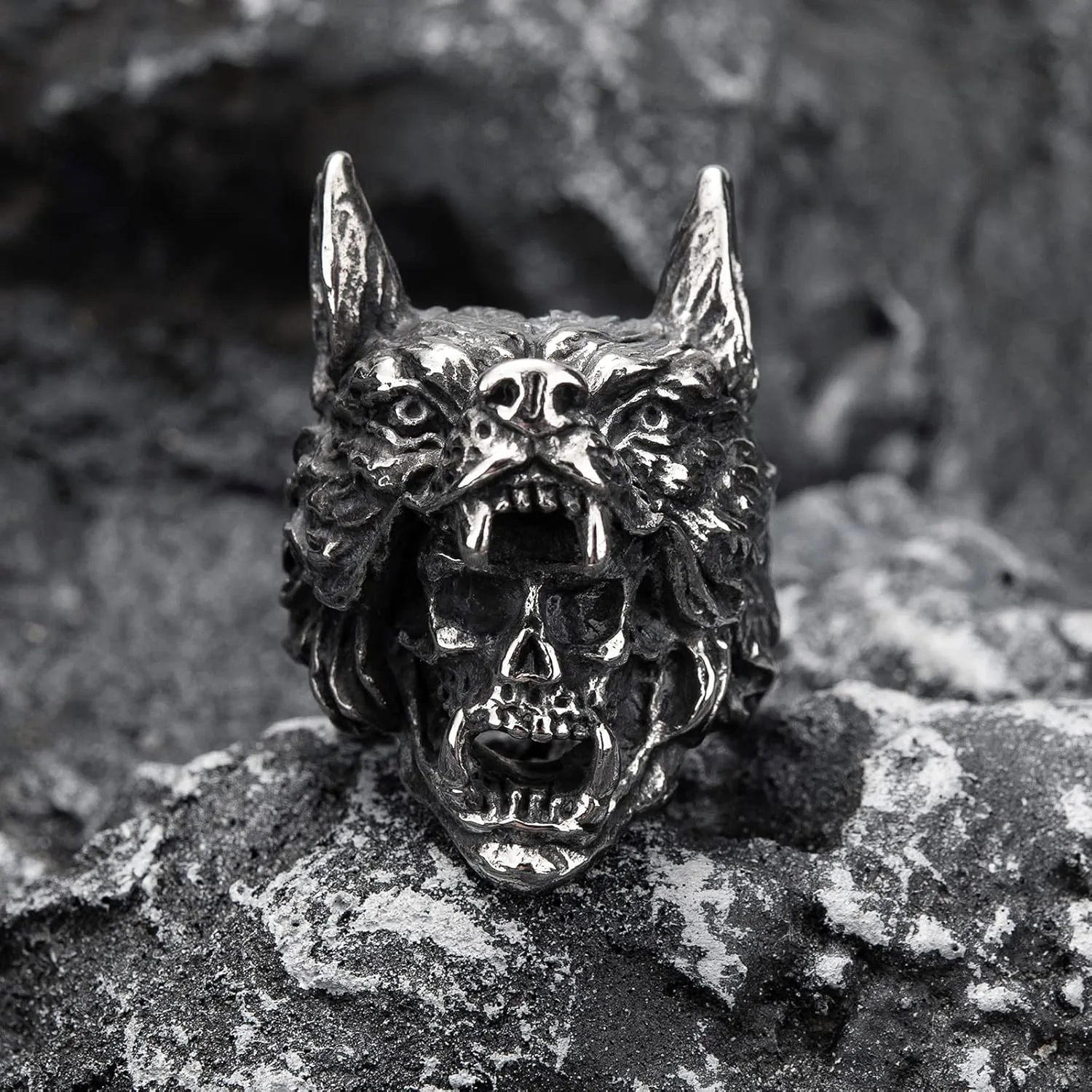 Skull Rings for Men Stainless Steel Gothic Biker Punk Skull Ring Jewelry for Men Size 8-13