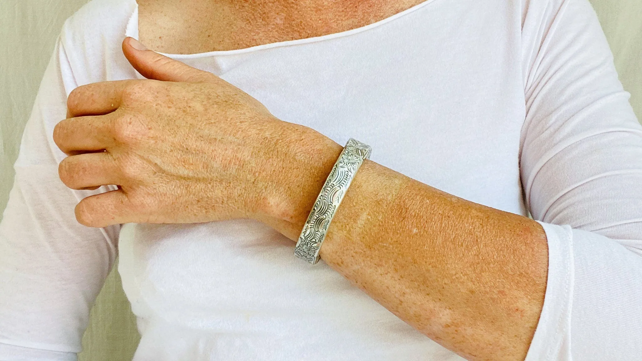 Sterling Silver Bangle from the Karen Hill Tribe. 0379