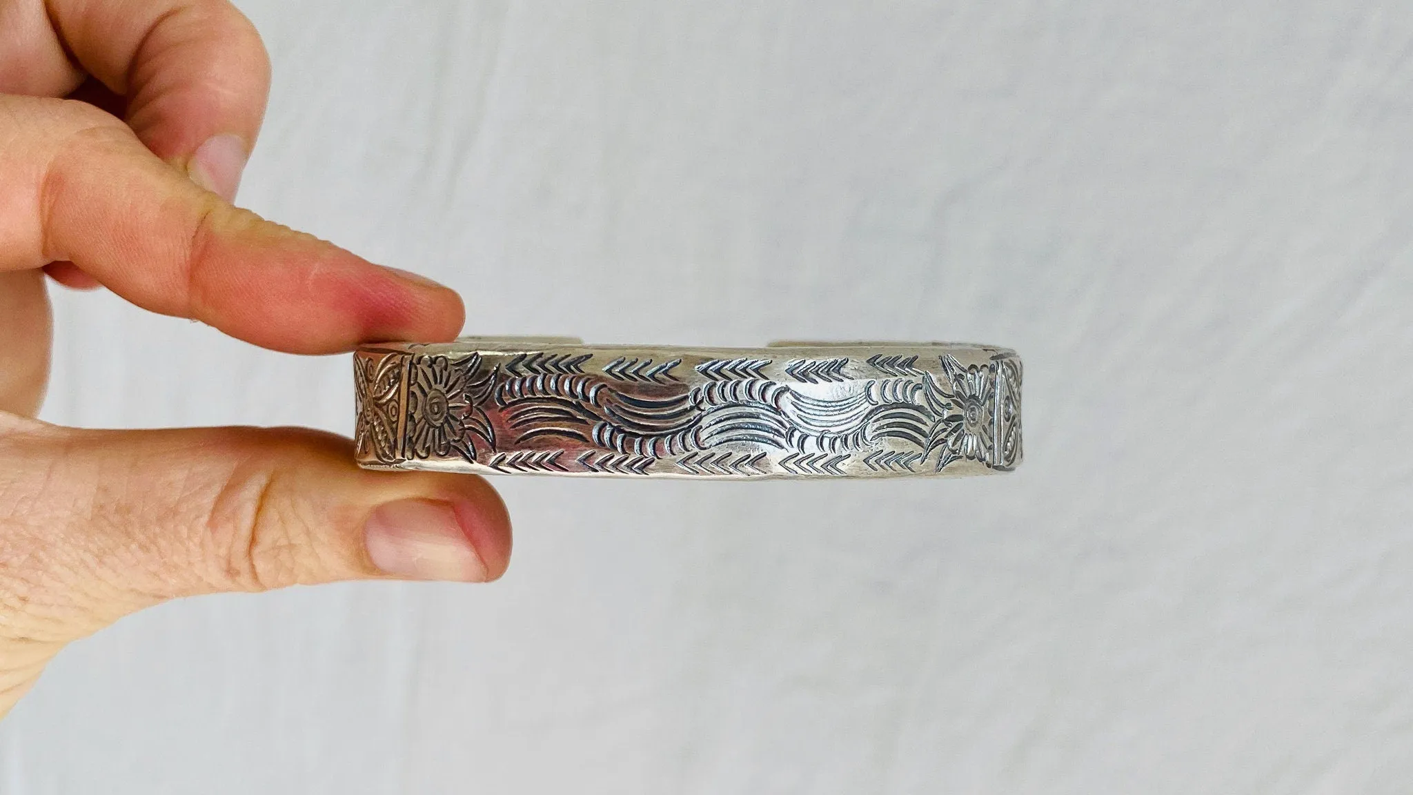 Sterling Silver Bangle from the Karen Hill Tribe. 0379