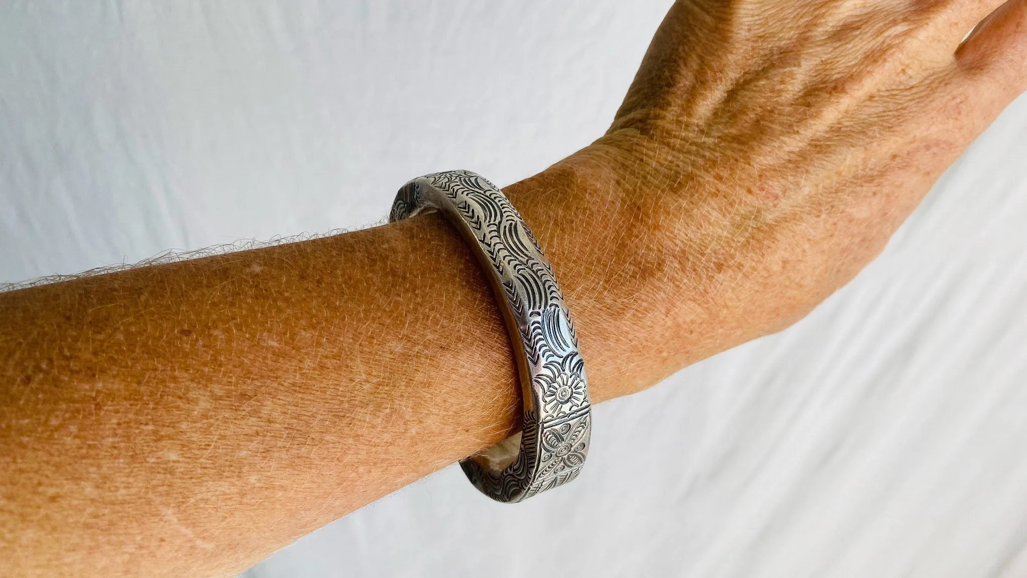 Sterling Silver Bangle from the Karen Hill Tribe. 0443