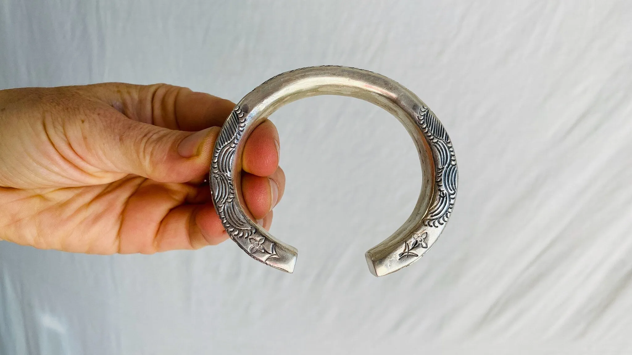 Sterling Silver Bangle from the Karen Hill Tribe. 0443
