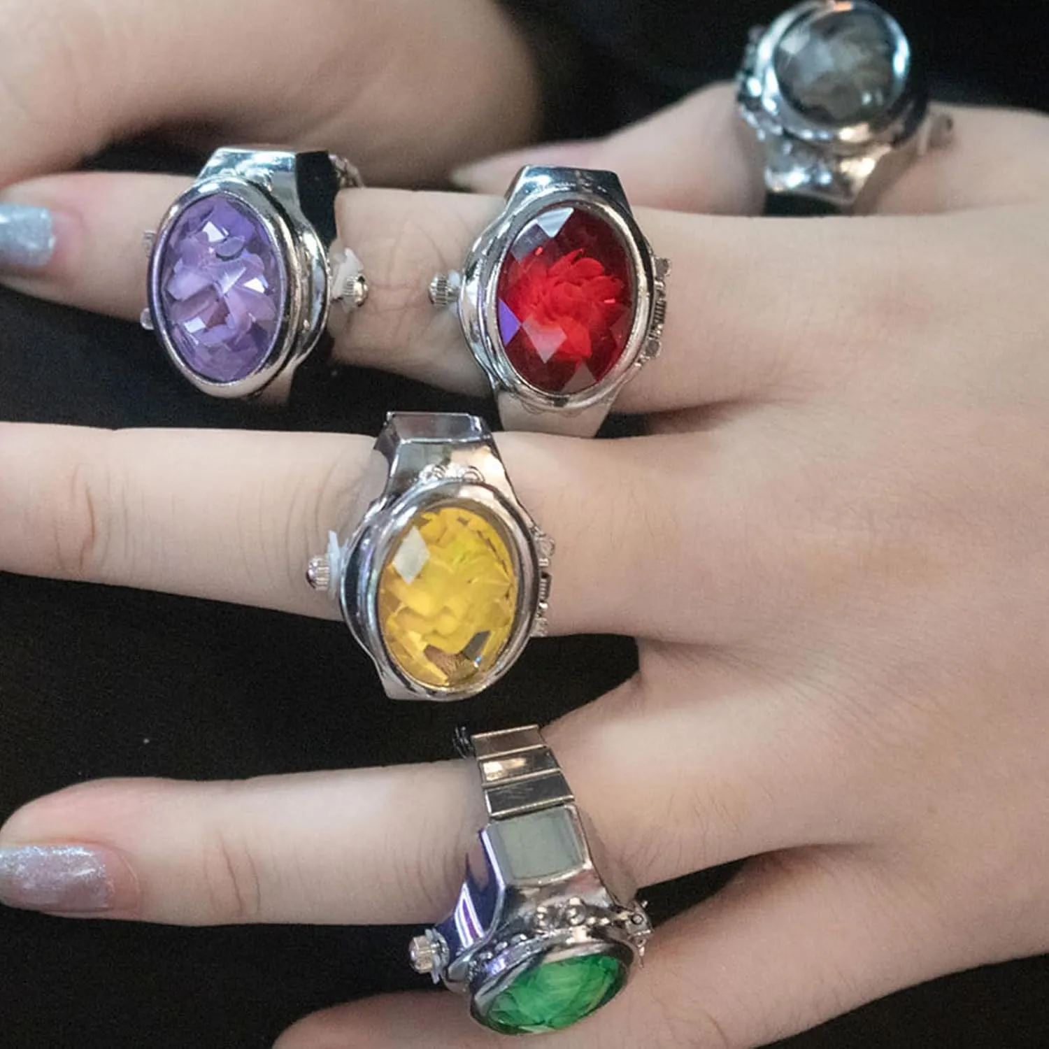 Vintage Finger Watch Elastic Strap Alloy Watches Couple Rings Jewelry Clock Retro Watch Rings for Women Men