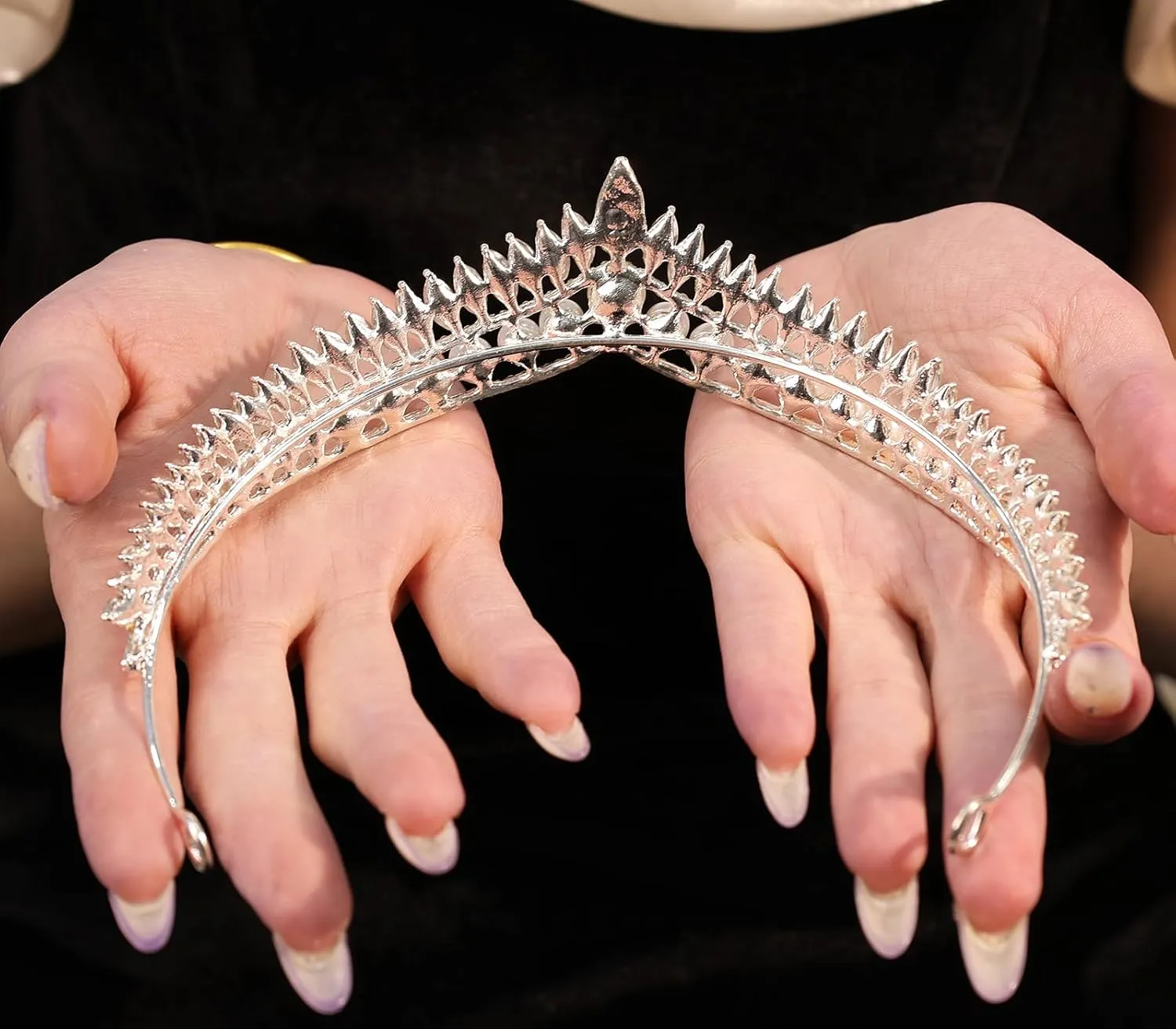 Wedding Crystal Tiara for Women Elegant Bridal Pearl Rhinestone Crown Swan Queen Princess Costume Crown Star Crystal Headpiece Accessory for Cosplay Birthday Party
