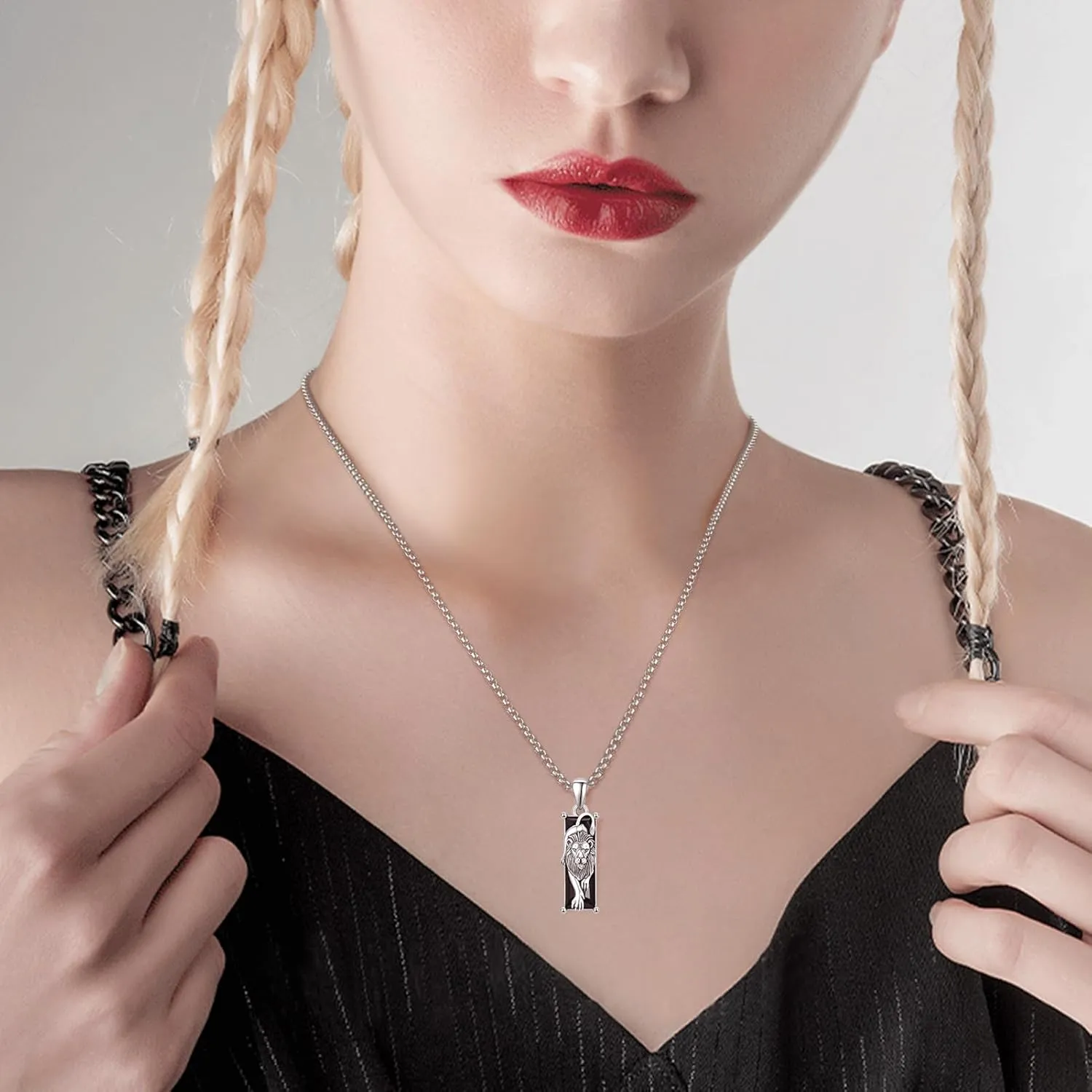 Wolf/Tiger/Lion/Dog/Spider/Eagle/Scorpion Necklace for Women Men 925 Sterling Silver Animal Necklace Black Crytal Cool Necklace Jewelry Gifts