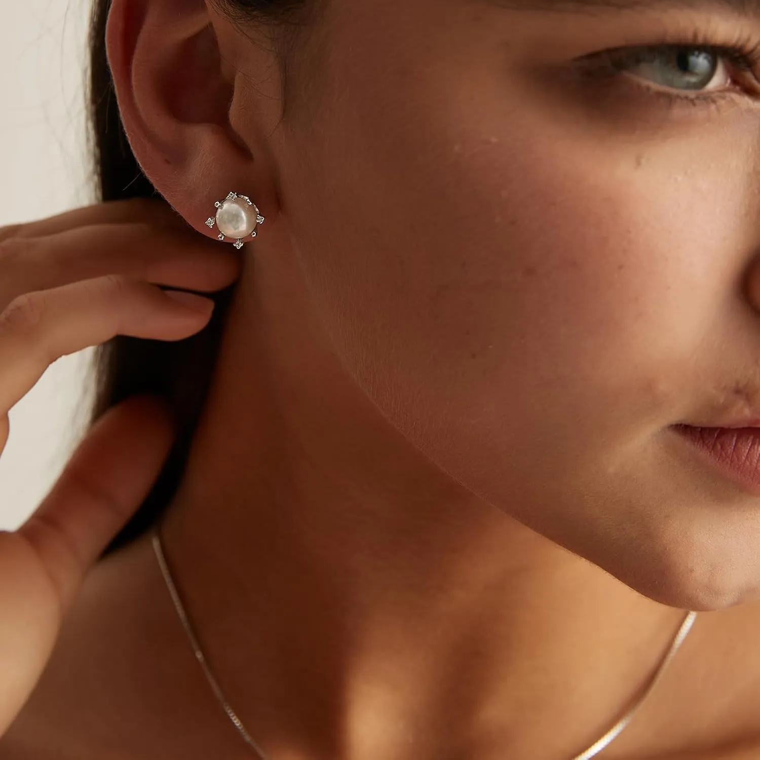 YAMI Pearl Stud Earrings - Genuine Cultured Pearls with 925 Sterling Silver & Cubic Zirconia Diamonds - Hypoallergenic Flower/Snowflake/Sun/Halo Style Studs - Elegant Jewelry Gift for Women