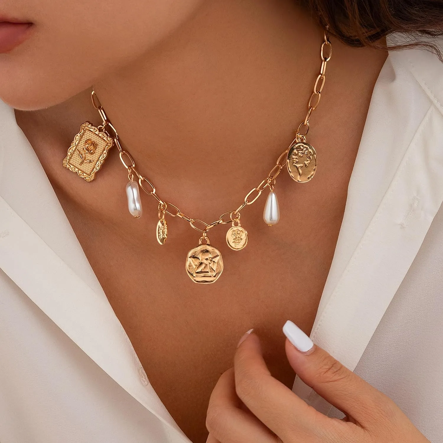 YANCHUN Gold Charm Necklace Beach Jewelry for Women Trendy Summer Shell Pearl Coin Paperclip Chain Necklaces Western Jewelry Cowgirl Outfits Accessories Boho Summer Outfits for Women 2025